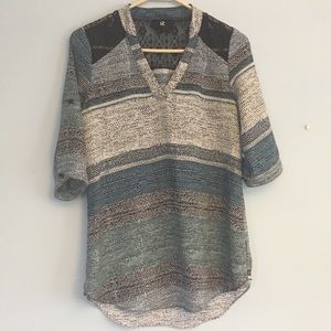 CLOSET CLOSING! High Low tunic IZ Byer XS